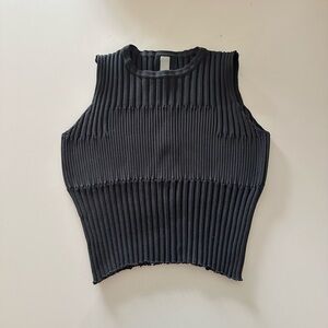 READ FLAWED CFCL Fluted Sleeveless Crop Tank Top Black XS/S? Avant Garde Japan